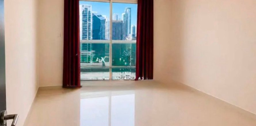 Apartment de 1 dormitorio en Dubai, UAE No. 208145
