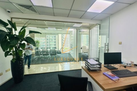 80m² Office in Business Bay, UAE No. 203221 3