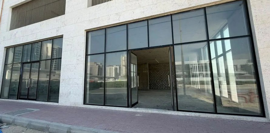Shop de 130.3m² en Al Furjan, UAE No. 223673