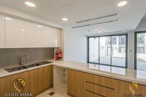 Townhouse de 3 dormitorios en Dubai Land, UAE No. 34465 11