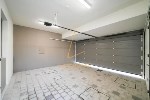 Villa de 4 dormitorios en Tilal Al Ghaf, UAE No. 216678 6