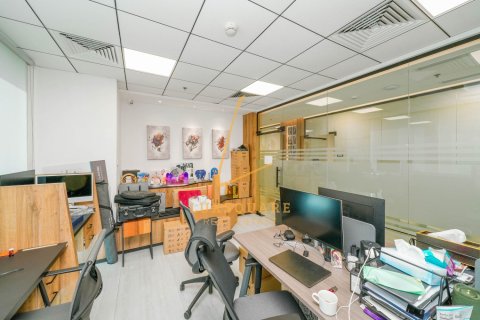 Office de 181m² à Bay Square, UAE No. 167728 13