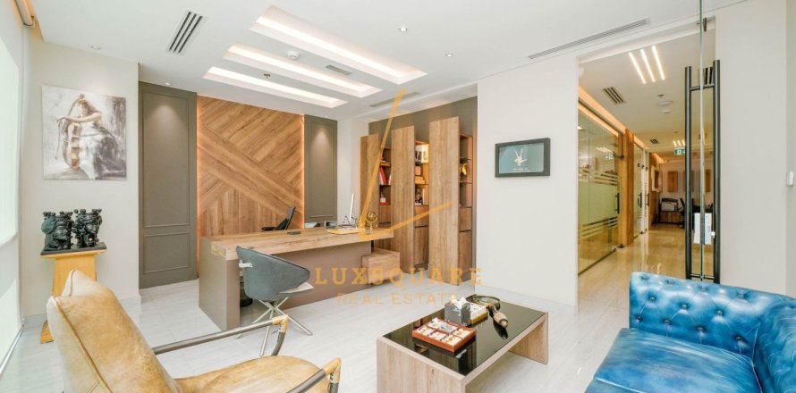 Office de 181m² à Bay Square, UAE No. 167728