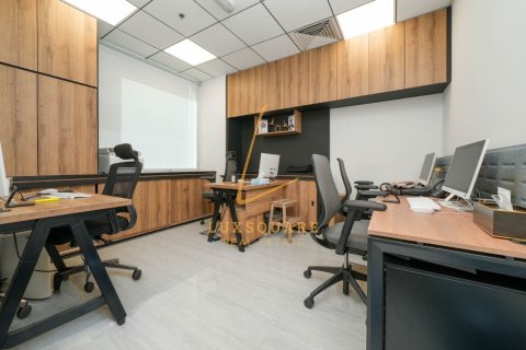 Office de 181m² à Bay Square, UAE No. 167728 12