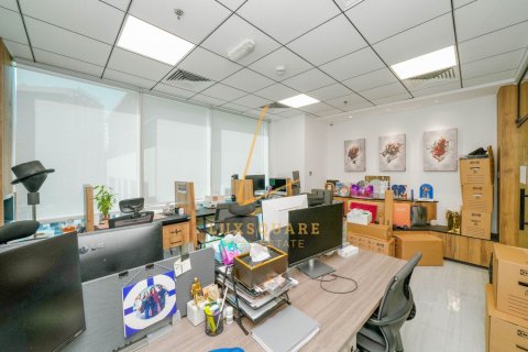 Office de 181m² à Bay Square, UAE No. 167728 10