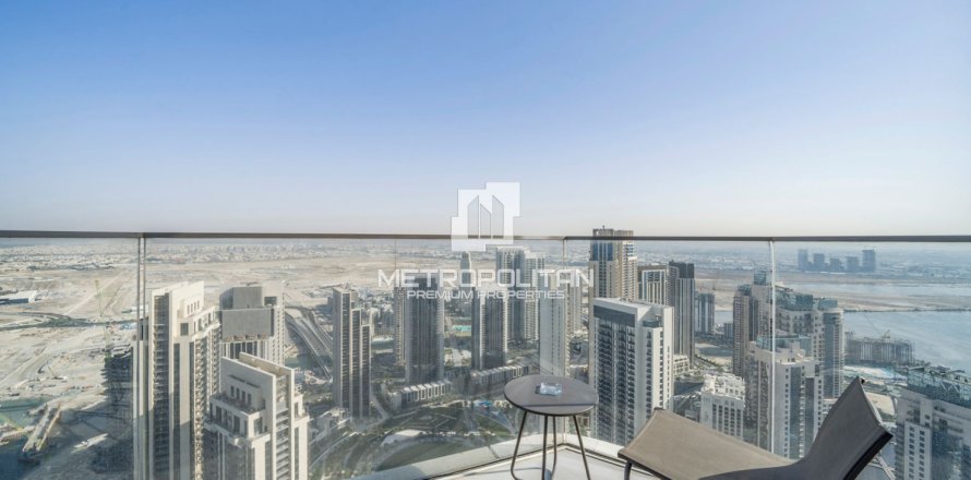 Apartment de 2 dormitorios en Address Harbour Point, UAE No. 78022