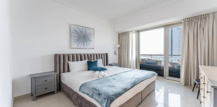 Appartement de 3 chambres à Dubai, UAE No. 17264