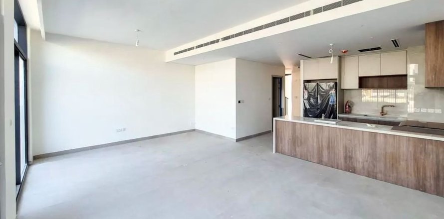 3 bedrooms Townhouse in Dubai, UAE No. 167133
