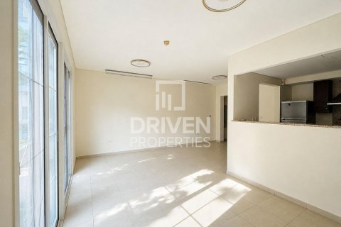 Townhouse de 2 dormitorios en District 12, UAE No. 223285 6