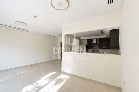 Townhouse de 2 dormitorios en District 12, UAE No. 223285 5
