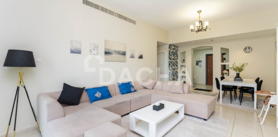 2 bedrooms Apartment in Dubai Sports City, UAE No. 161287
