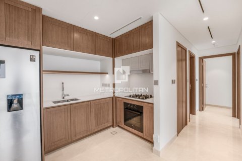 Квартира с 2 спальнями в EMAAR Beachfront, ОАЭ №127977 15
