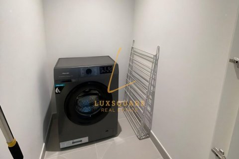 Apartment de 1 dormitorio en Dubai, UAE No. 203218 8
