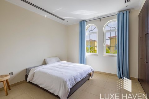 3 غرف نوم فيلا في Legacy, الإمارات العربية المتحدة رقم 10634 12