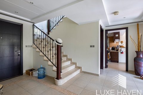 3 غرف نوم فيلا في Legacy, الإمارات العربية المتحدة رقم 10634 7