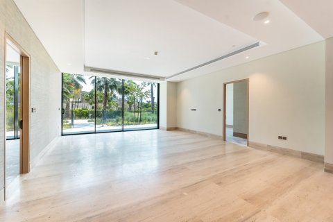2 bedrooms Apartment in Palm Jumeirah, UAE No. 213499 9