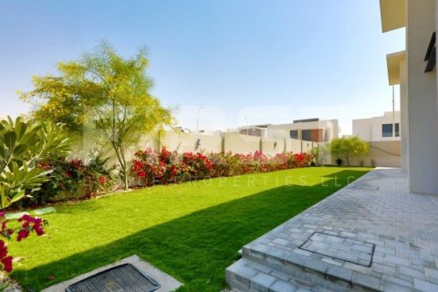 Villa de 4 chambres à Yas Island, UAE No. 12775 3