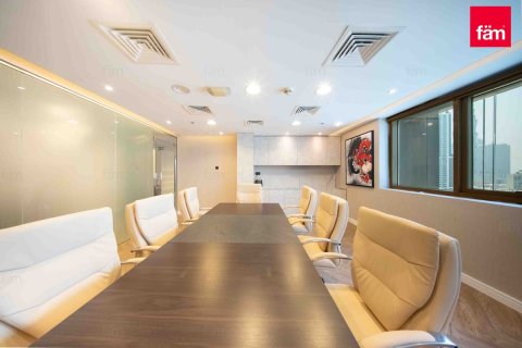 184.3m² Office in Business Bay, UAE No. 200260 18