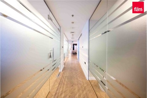 184.3m² Office in Business Bay, UAE No. 200260 11