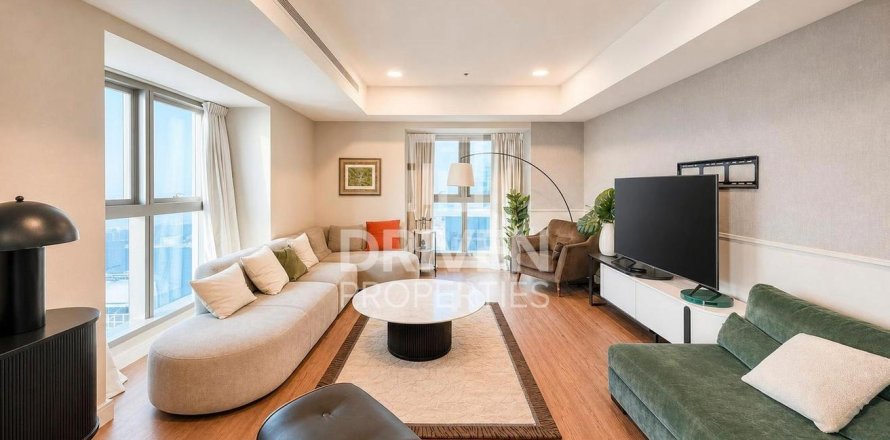 Apartment de 3 dormitorios en Princess Tower, UAE No. 215062
