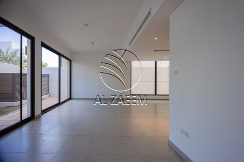 Villa de 5 chambres à Abu Dhabi, UAE No. 167984 4