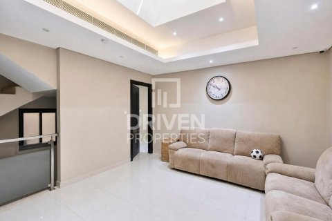 Вилла с 4 спальнями в Meydan, ОАЭ №225156 21