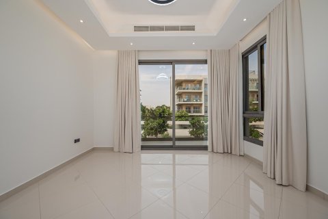 Villa de 4 dormitorios en Muwaileh Commercial, UAE No. 215281 18