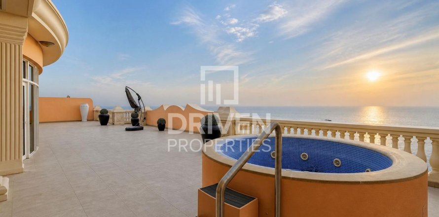 4 غرف نوم شقة في The Crescent, الإمارات العربية المتحدة رقم 222982