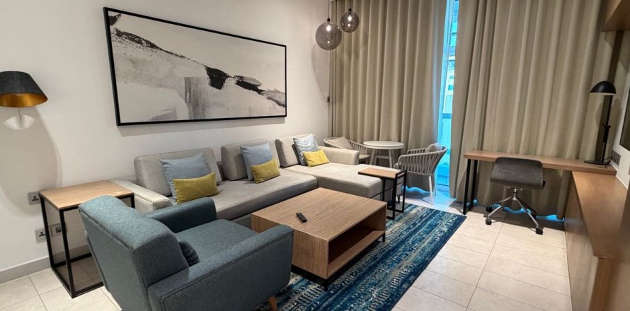Apartment de 2 dormitorios en Al Jaddaf, UAE No. 205140