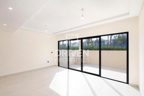 Townhouse de 4 dormitorios en Damac Lagoons, UAE No. 221414