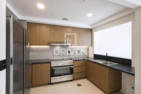 Townhouse de 4 dormitorios en Damac Lagoons, UAE No. 221414 18