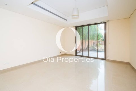 Villa de 5 dormitorios en Abu Dhabi, UAE No. 115039 9