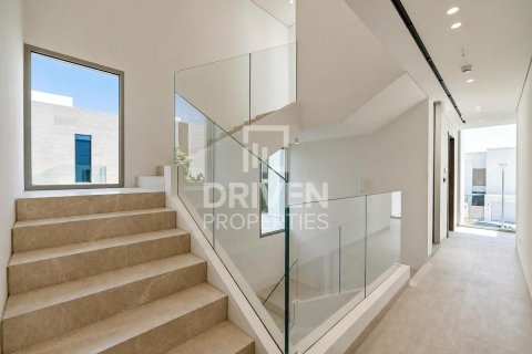Villa de 5 dormitorios en Jumeirah Park, UAE No. 222999 12