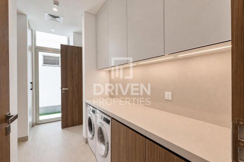 Villa de 5 dormitorios en Jumeirah Park, UAE No. 222999 25