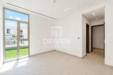 Villa de 5 dormitorios en Jumeirah Park, UAE No. 222999 10