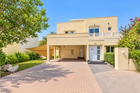 Villa de 4 dormitorios en Meadows, UAE No. 215274 3