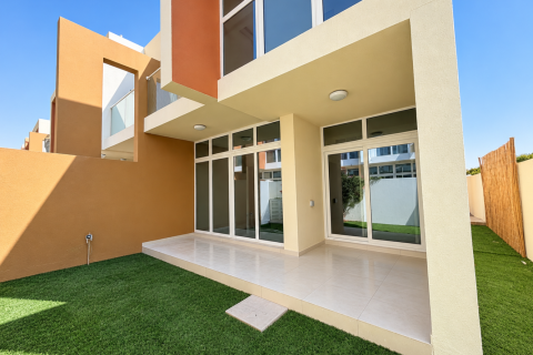 Townhouse de 3 chambres à Dubai, UAE No. 224579 3