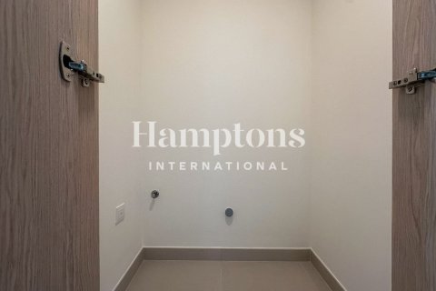 Apartment de 1 dormitorio en The Views 1, UAE No. 224492