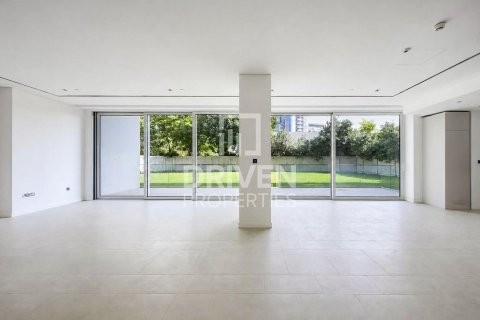 3 bedrooms Apartment in Seventh Heaven, UAE No. 214293 4