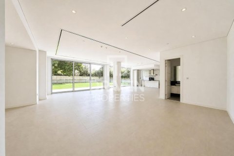 3 bedrooms Apartment in Seventh Heaven, UAE No. 214293 6