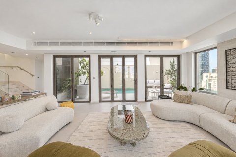 4 bedrooms Penthouse in Shams 1, UAE No. 221605 9