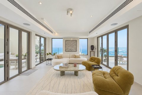 4 bedrooms Penthouse in Shams 1, UAE No. 221605 6