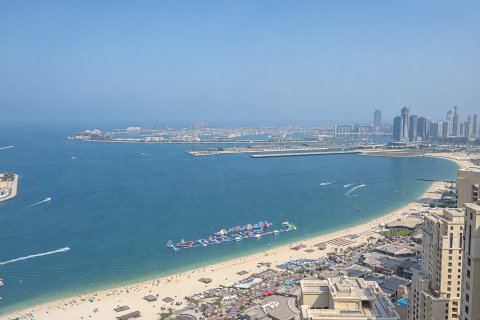 4 bedrooms Penthouse in Shams 1, UAE No. 221605 8
