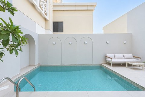 4 bedrooms Penthouse in Shams 1, UAE No. 221605 14