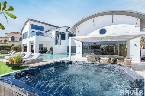 7 bedrooms Villa in Signature Villas, UAE No. 222594 6