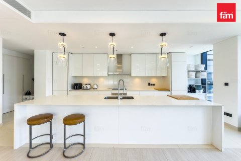 4 bedrooms Apartment in City Walk, UAE No. 215851 9
