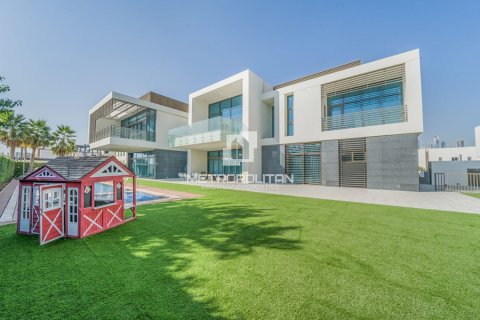 Вилла с 8 спальнями в District One, ОАЭ №78823 3