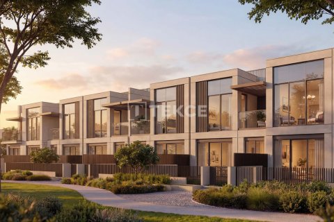 4 bedrooms Villa in Abu Dhabi, UAE No. 155142 18