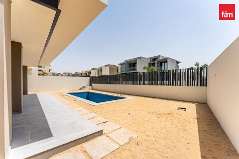 Villa de 4 dormitorios en Jebel Ali, UAE No. 223898 16