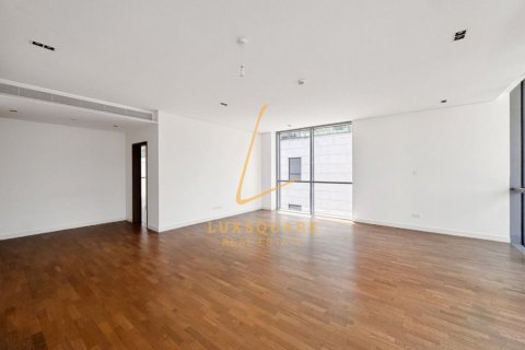 Apartment de 3 dormitorios en Al Wasl, UAE No. 205631 8